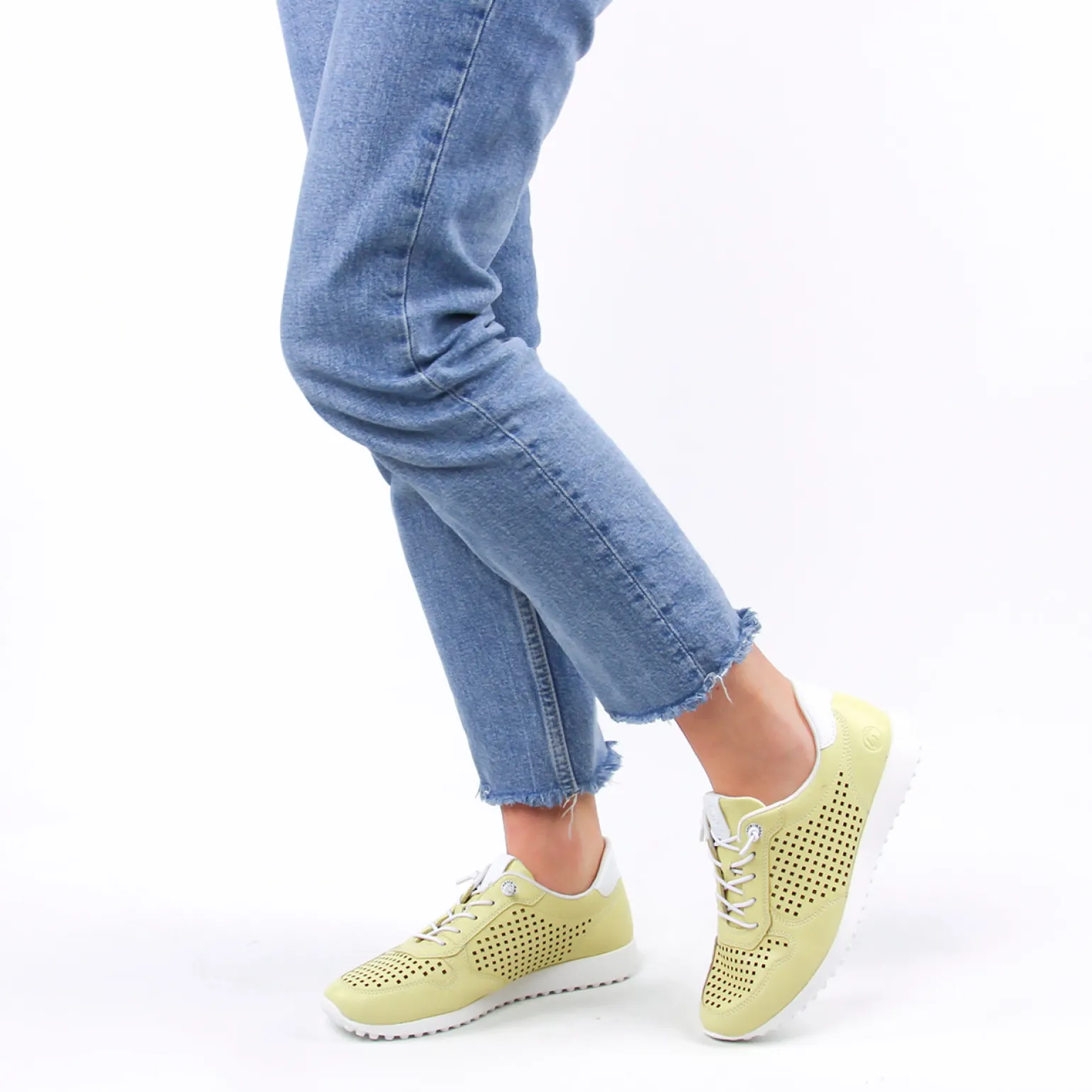 Baskets Mode Remonte D3103-68 Weizen