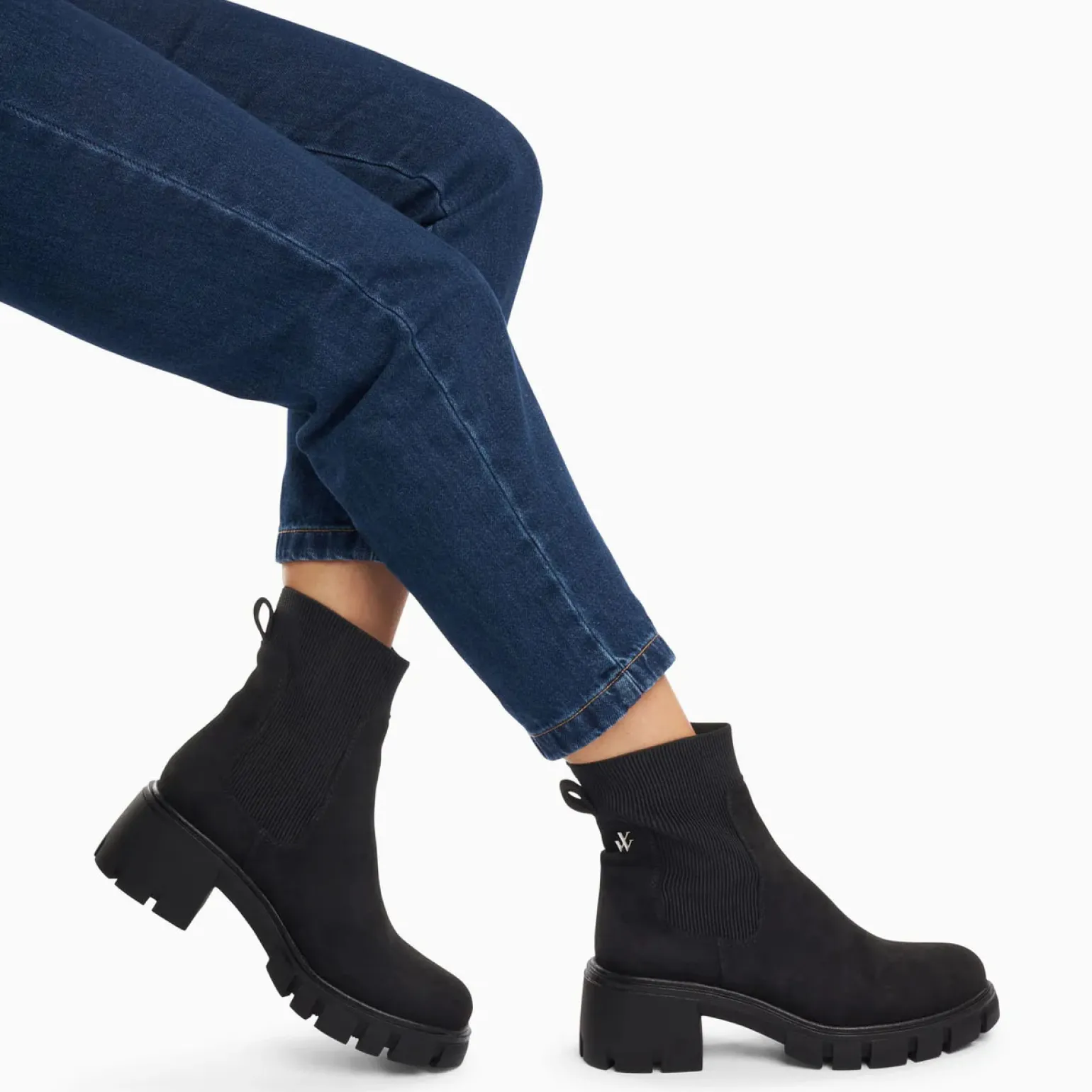 Boots Élastiquées Vanessa Wu Valerie Noir Bt2627