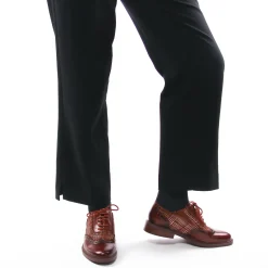 Derbys Fugitive Feline Brown