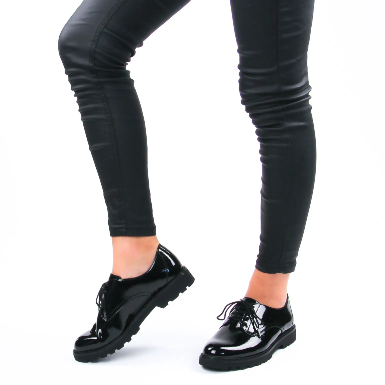 Derbys Tamaris 23605 Blk Patent Str