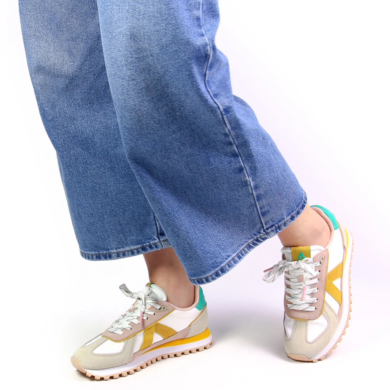 Tennis Asfvlt Gate Tan